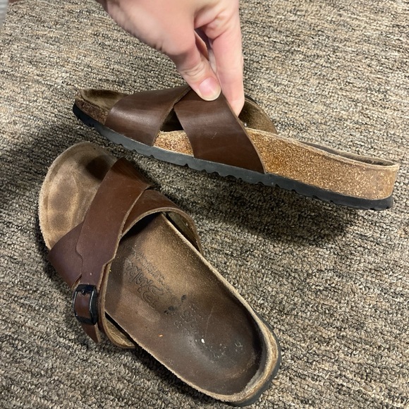 Birki's SANTOSA Cross Strap Slide Sandal  Womens 7 Men’s 5 Color: Brown - Picture 9 of 10